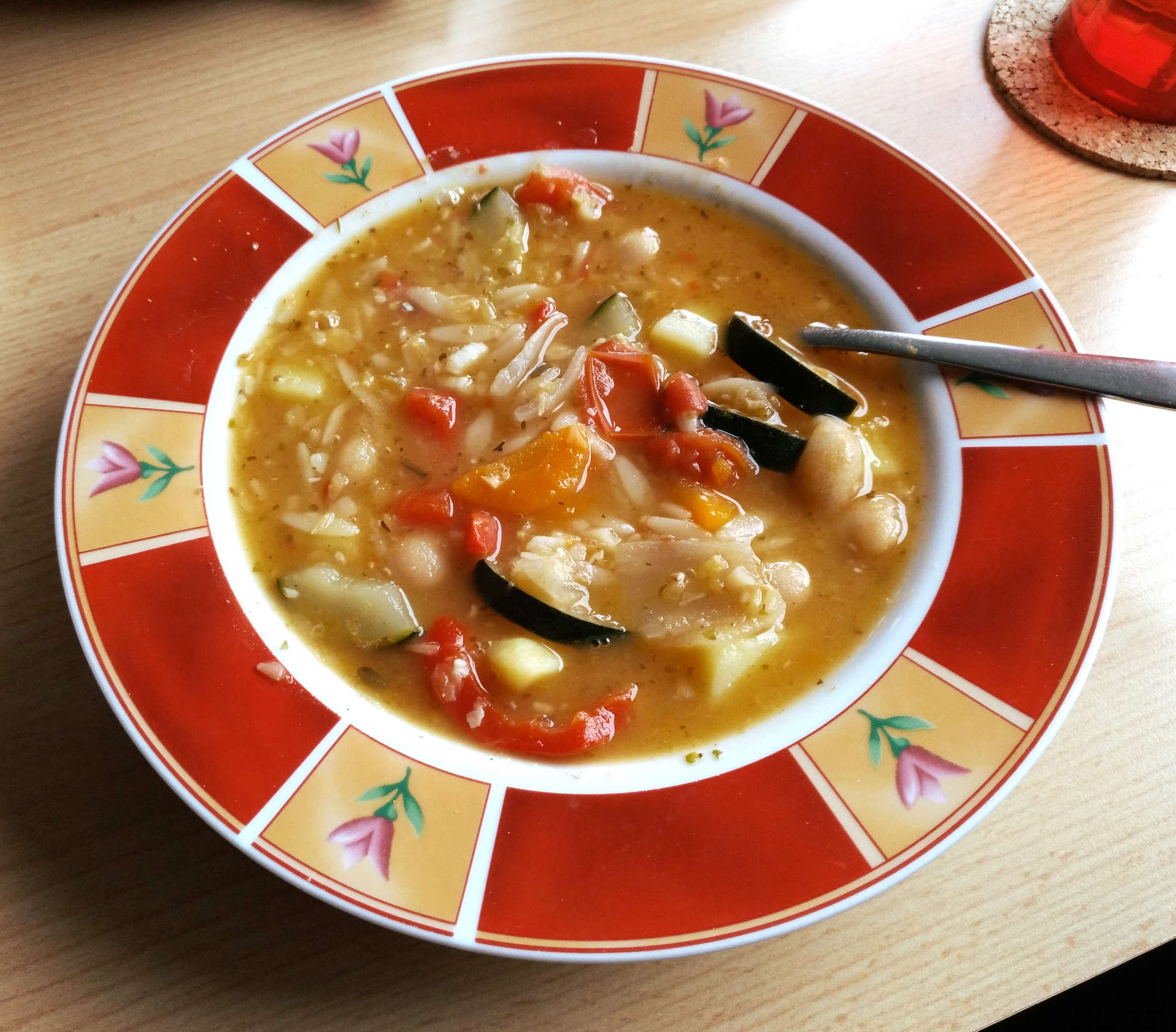Türkische Nudelsuppe