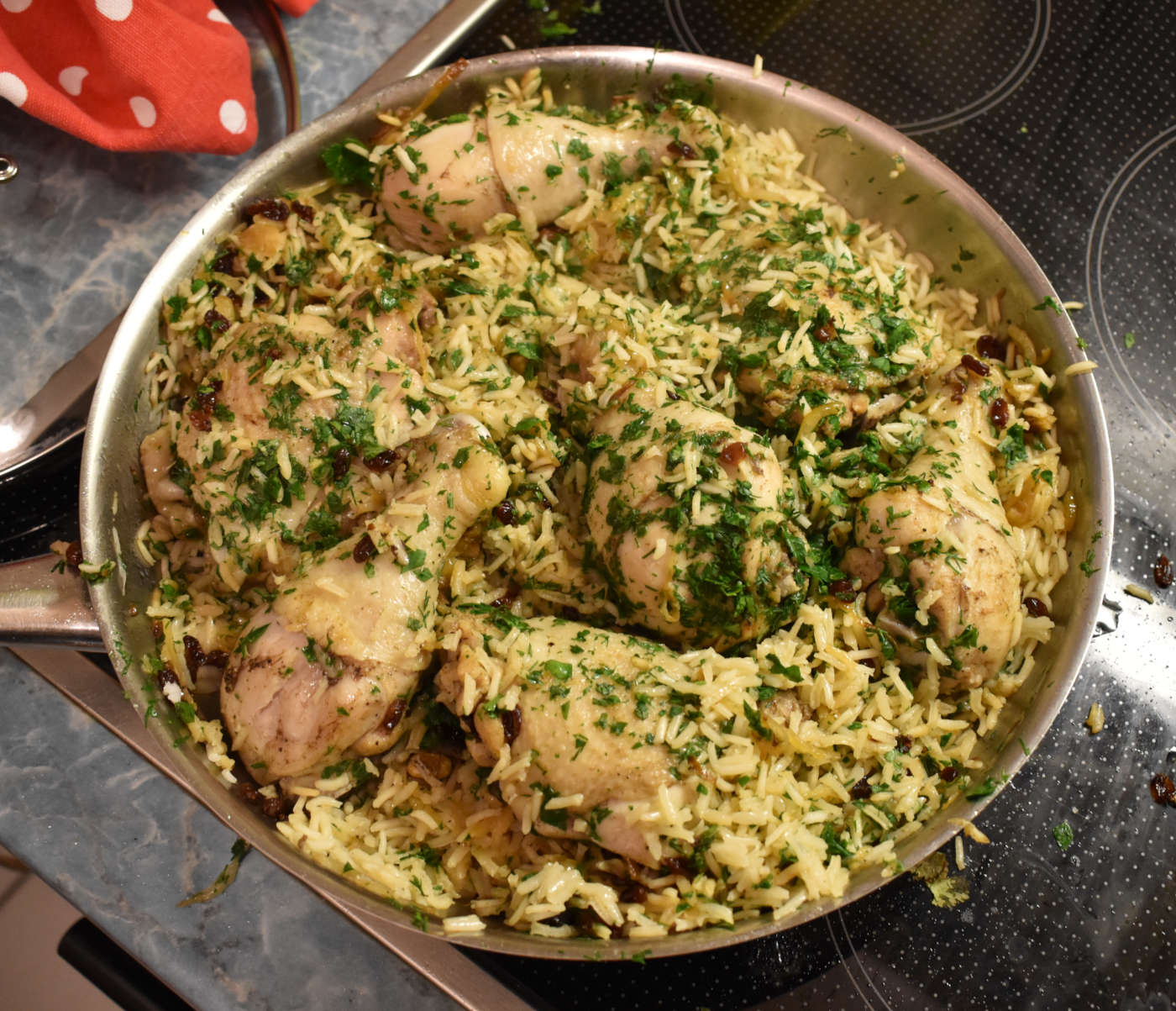 Hühnertopf mit Gewürzen