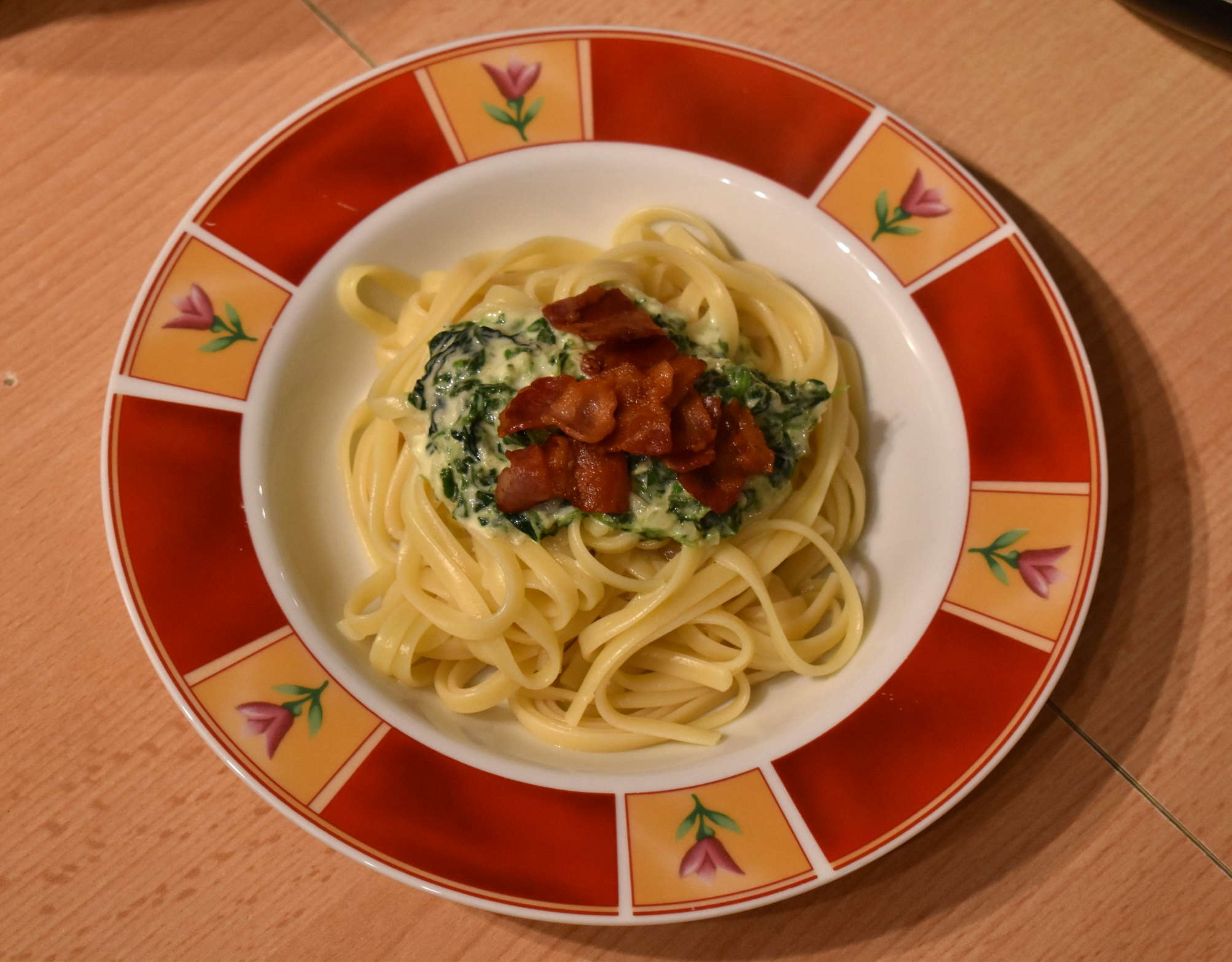 Nudeln mit Gorgonzolasoße