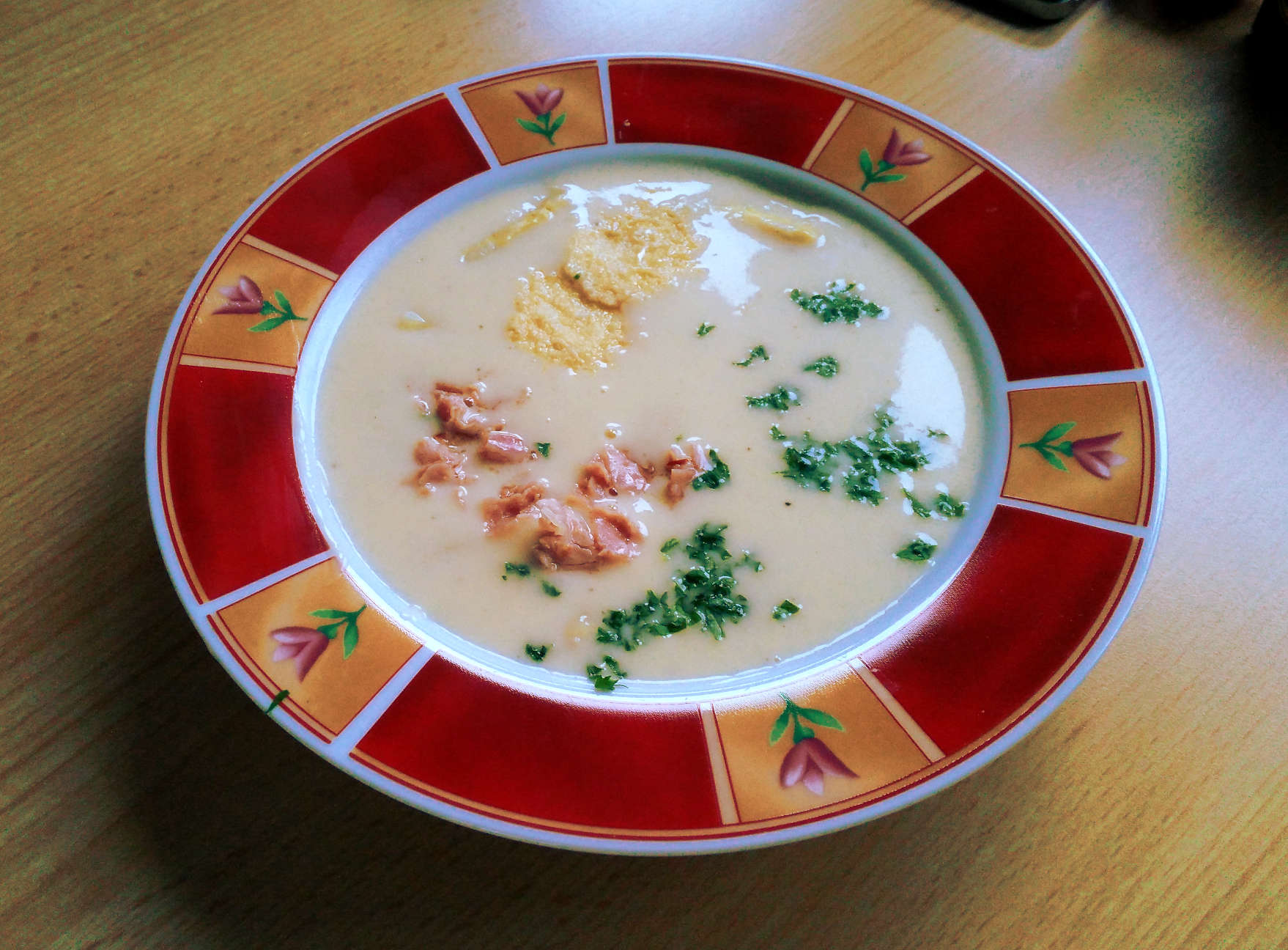 Spargelcremesuppe